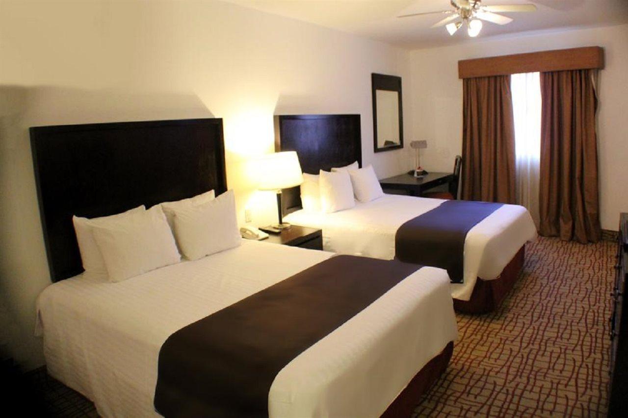 Wyndham Garden Torreon Tecnologico Hotel Luaran gambar