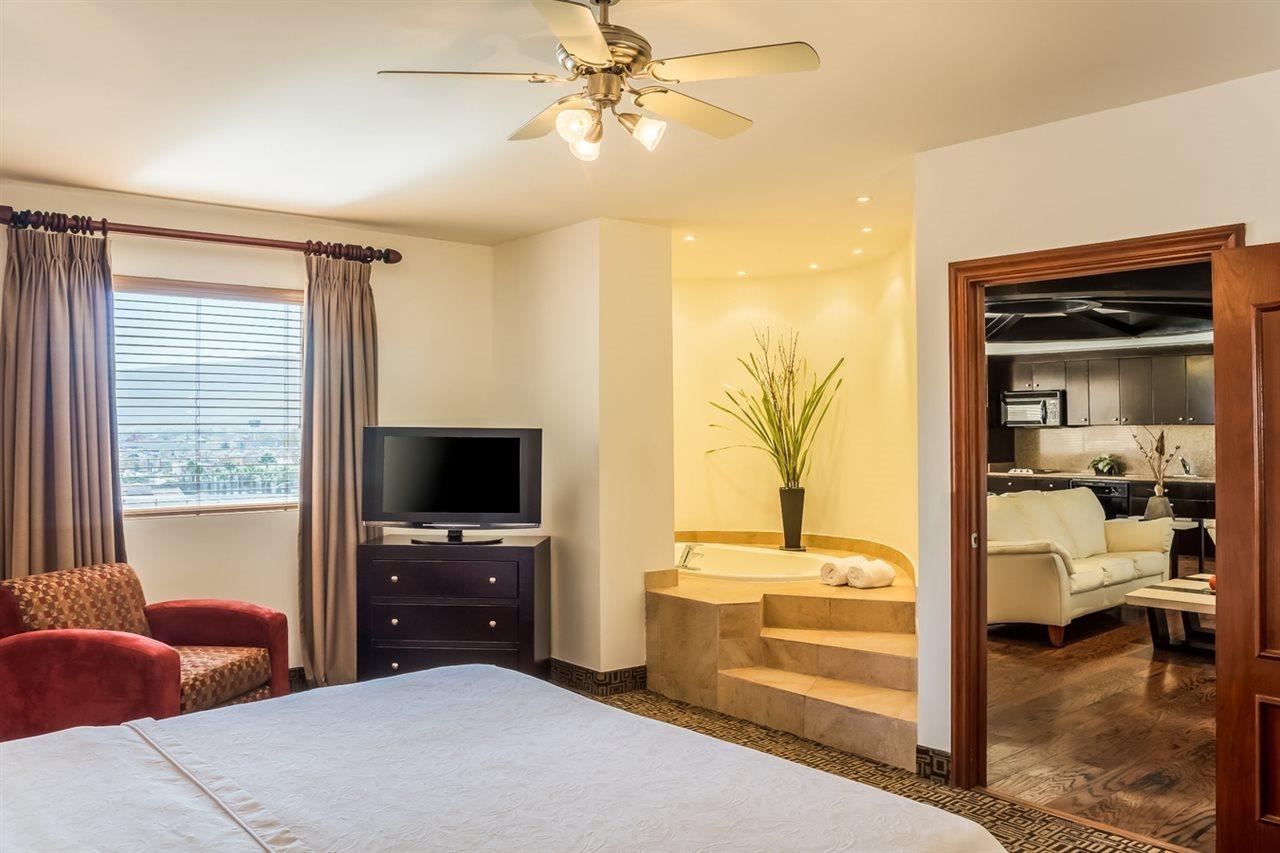 Wyndham Garden Torreon Tecnologico Hotel Luaran gambar