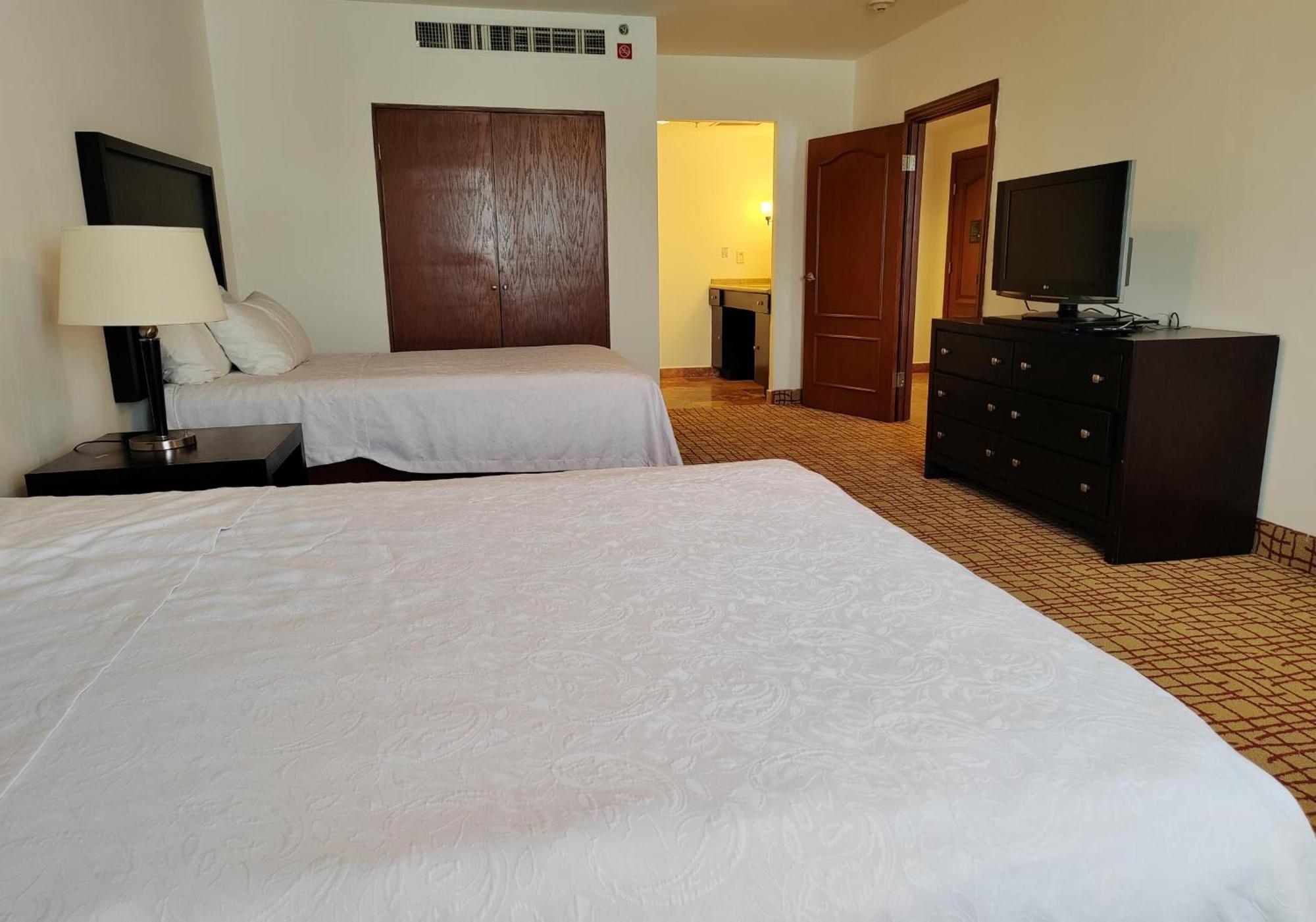Wyndham Garden Torreon Tecnologico Hotel Luaran gambar