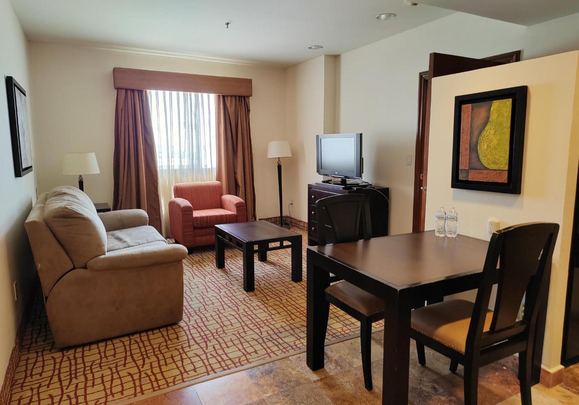 Wyndham Garden Torreon Tecnologico Hotel Luaran gambar