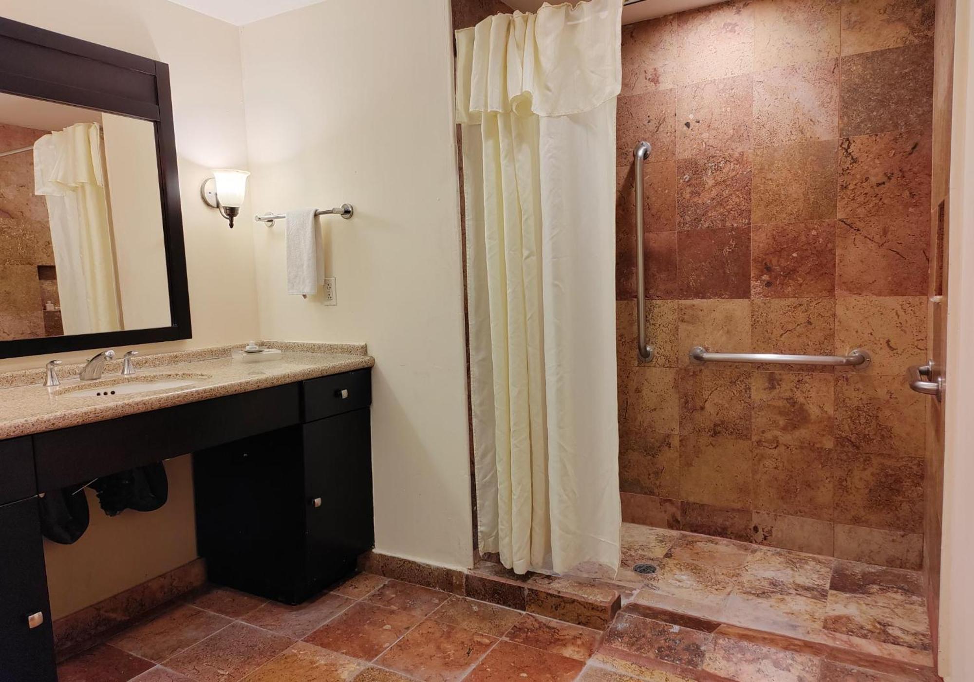 Wyndham Garden Torreon Tecnologico Hotel Luaran gambar